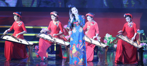 Quà tháng Năm dâng Người: “Cảm ơn chương trình đã mang đến cho chúng tôi những cảm xúc thật đẹp” - Anh 6