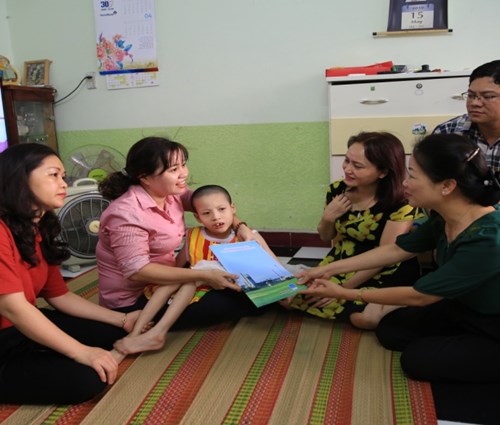 Hạnh phúc của mỗi gia đình cũng là câu chuyện của quốc gia - Anh 1
