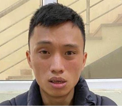 Tạm giữ hình sự nam thanh niên giết vợ con tại Hà Nội - Anh 1