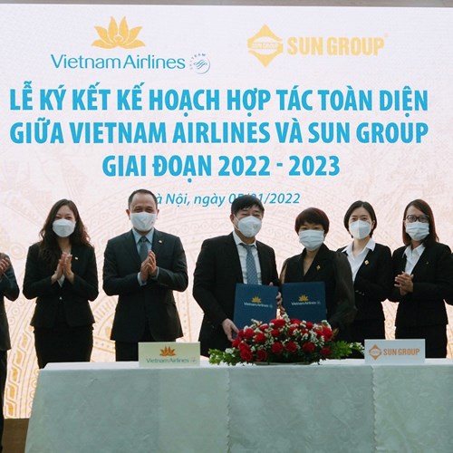 Tập đoàn Sun Group và Vietnam Airlines mở rộng hợp tác chiến lược giai đoạn 2022-2023 - Anh 1