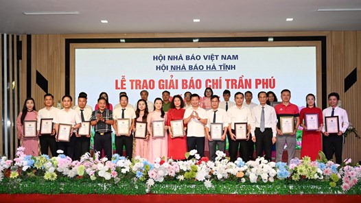 Báo Văn Hóa đoạt Giải C Giải Báo chí Trần Phú 