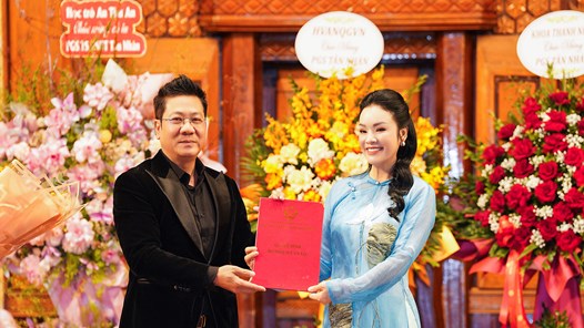 Tiến sĩ, NSƯT Tân Nhàn trở thành một trong ba PGS hiếm hoi của lĩnh vực thanh nhạc