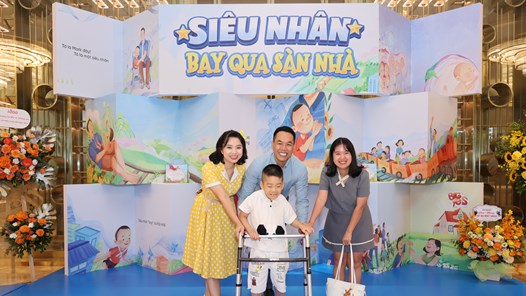 “Siêu nhân bay qua sàn nhà” - Hành trình văn chương kết nối những nụ cười và khát vọng hòa nhập