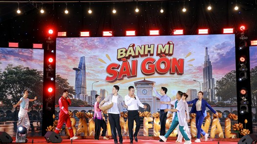 Trần Tuấn Kiệt mang “Bánh mì Sài Gòn” lên sân khấu khai mạc Lễ hội Bánh mì Việt Nam 2026