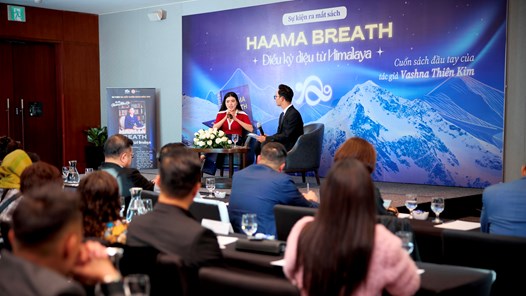 Hành trình diệu kỳ của cô gái 9X vượt qua ung thư và băng giá Himalaya