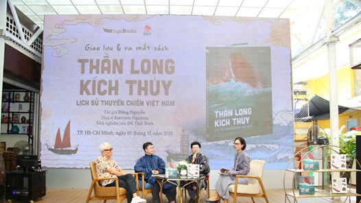 Giao lưu và ra mắt sách “Thần long kích thuỷ - Lịch sử thuyền chiến Việt Nam”