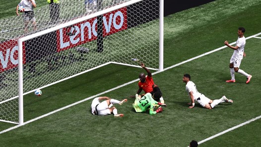 Lukaku giúp Bỉ thoát thua trước Ai Cập