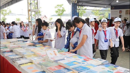 Nhiều hoạt động đặc sắc tại Ngày hội Sách và Khoa học Công nghệ tỉnh Sơn La