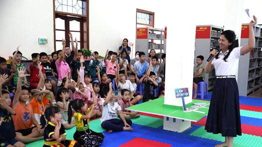 Gieo yêu thương từ trang sách, bồi đắp tình yêu quê hương cho thiếu nhi Điện Biên