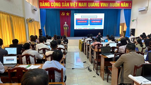 An Giang tập huấn nghiệp vụ và ứng dụng AI trong chuyển đổi số truyền thông thư viện