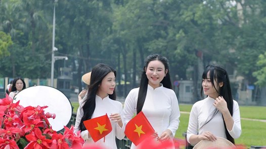 Tự hào nhịp sống thanh bình tại Thủ đô