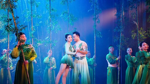 Đưa hình tượng cây tre lên sân khấu xiếc