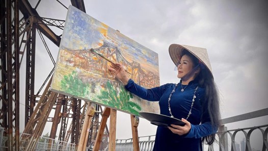 Văn Dương Thành: Vẽ hồn xuân Việt, nối nhịp văn hóa ra thế giới