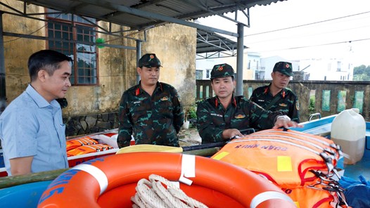 Đà Nẵng: Bố trí lực lượng, phương tiện ứng trực tại các khu vực xung yếu