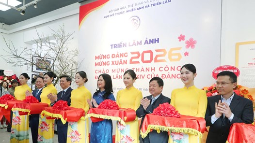 100 hình ảnh “Mừng Đảng, Mừng Xuân và Chào mừng thành công Đại hội XIV của Đảng”