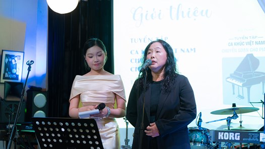 Đưa ca khúc và dân ca Việt Nam lên phím đàn piano