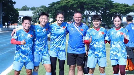 Hậu vệ đội tuyển nữ Việt Nam thể hiện quyết tâm cao trước trận đấu với Philippines