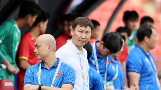 HLV Kim Sang-sik: Mục tiêu của U22 Việt Nam là vào chung kết và giành chức vô địch tại Rajamangala