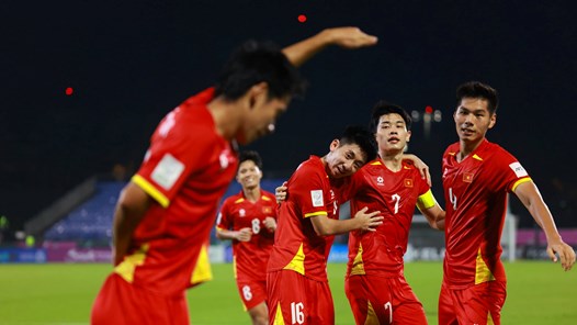 U23 Việt Nam: Đình Bắc, Văn Khang và bài học xương máu