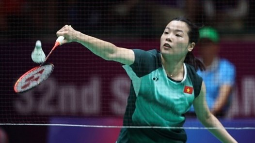 Thùy Linh đánh bại cựu vô địch thế giới tại giải cầu lông quốc tế Ấn Độ