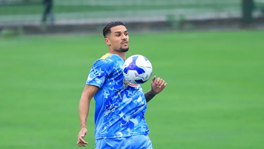 Tiền vệ Đỗ Hoàng Hên: Tôi rất vui và tự hào khi được khoác áo đội tuyển Việt Nam