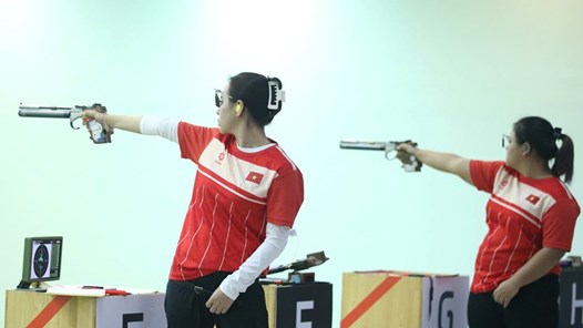 SEA Games 33 ngày thứ năm (14.12): “Cú đúp vàng” từ bắn súng, bóng chuyền và bóng đá nữ cùng vào chung kết