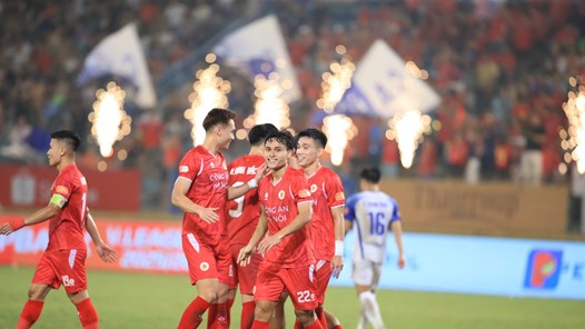 CLB Công An Hà Nội đấu Adelaide United tranh vé vào vòng bảng