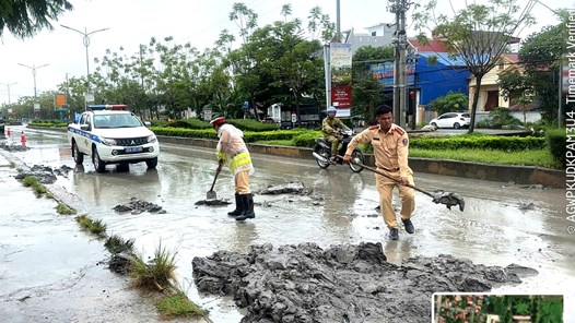 Chở đất làm rơi vãi trên tỉnh lộ, tài xế bị lập biên bản