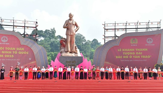 Tổng Bí thư Tô Lâm dự lễ khánh thành Tượng đài "Bác Hồ ở Tân Trào"