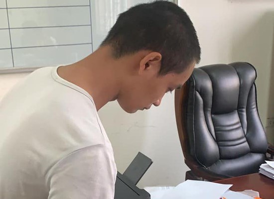 Bắt giữ nhóm đối tượng in tiền giả để bán qua Facebook, Zalo - Anh 2