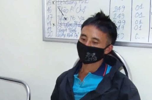 Bắt đối tượng vận chuyển 2 bánh heroin - Anh 1