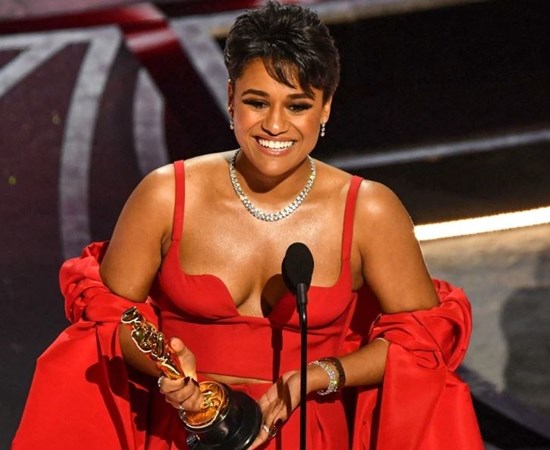 Giải Oscar 2022: Những giải thưởng đầu tiên đã có chủ - Anh 1