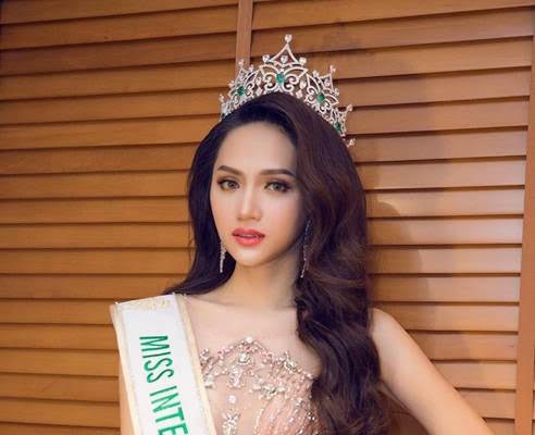 Hoa hậu Hương Giang sẽ đọ dáng với mỹ nhân sở hữu khuôn mặt đẹp nhất thế giới Amber Heard - Anh 2