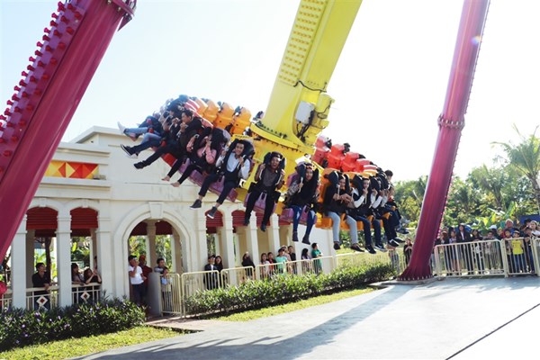 Sun World Danang Wonders tưng bừng đại nhạc hội, giá vé vào cửa chỉ còn 50.000 đồng - Anh 4