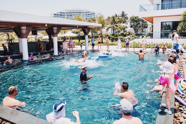 Đưa dòng khách lớn tới Việt Nam, hai doanh nghiệp được vinh danh “Thương hiệu dẫn đầu Việt Nam và Doanh nhân tiêu biểu 2018” - Anh 3