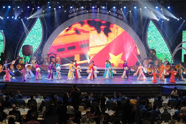 Xây dựng ASEAN thành điểm du lịch chung, có chất lượng cao và đậm đà bản sắc - Anh 7