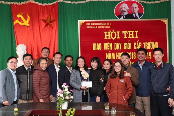 Về miền Tây xứ Nghệ trao quà Tết - Anh 9