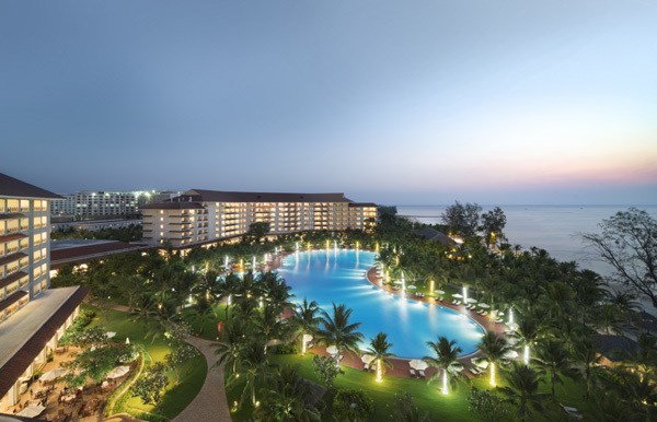 Vinpearl: Từ nghỉ dưỡng 5 sao tới biểu tượng văn hóa, du lịch - Anh 1