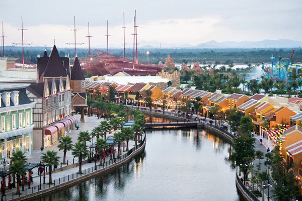 Vinpearl: Từ nghỉ dưỡng 5 sao tới biểu tượng văn hóa, du lịch - Anh 3