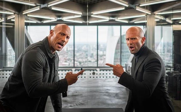 Ngoại truyện Fast & Furious  tung trailer đầu tiên với những cú chơi khăm đỉnh cao từ Dwayne Johnson và Jason Statham - Anh 1