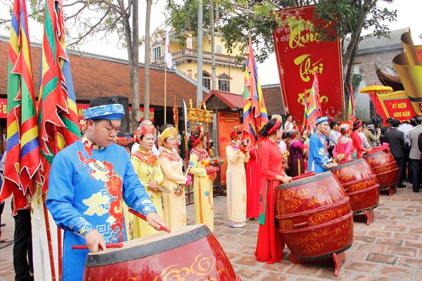 Phó Chủ tịch nước dự khai Hội Đền và Lăng Kinh Dương Vương - Anh 3