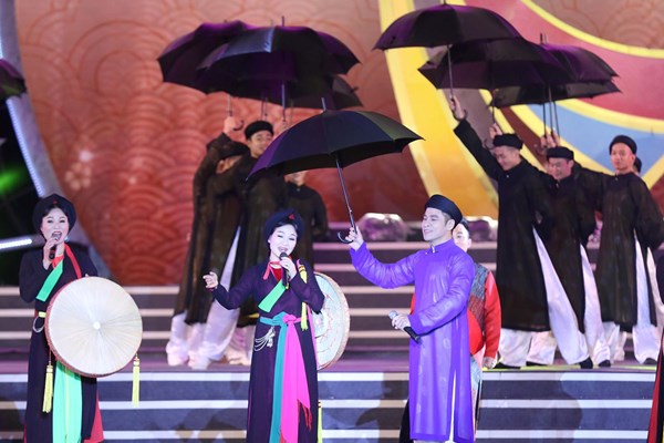 Rạng rỡ Dân ca Quan họ Bắc Ninh - Anh 2