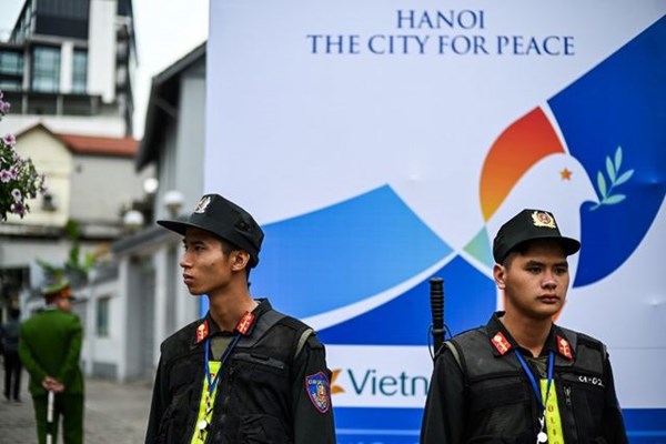 An ninh siết chặt trước giờ đón lãnh đạo Mỹ - Triều tới Việt Nam - Anh 4