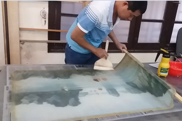 Bảo tàng Mỹ thuật Việt Nam bàn giao tác phẩm mỹ thuật sau tu sửa cho Bảo tàng Kaysone Phomvihane - Anh 3