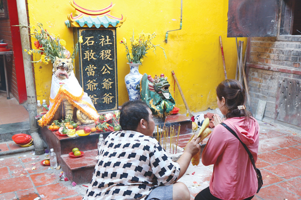 Biến tướng tập tục “đánh kẻ tiểu nhân” - Anh 1