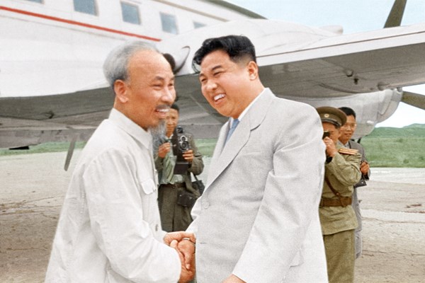 Những hình ảnh đặc biệt trong triển lãm Tình hữu nghị Việt - Triều - Anh 1