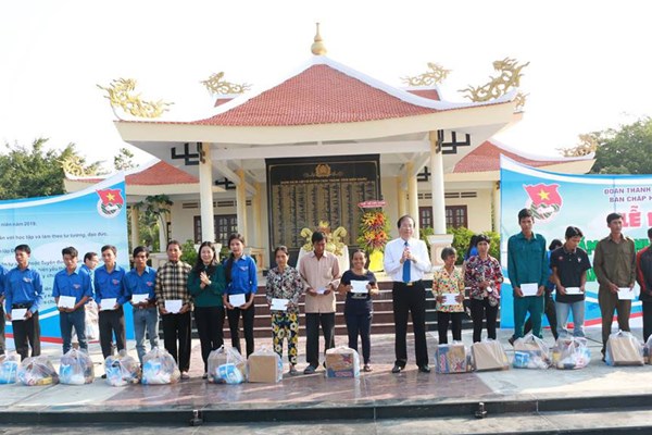 Kiên Giang: Gần 1,2 tỷ đồng thực hiện các công trình thanh niên - Anh 1