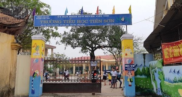 Vụ thầy giáo bị 