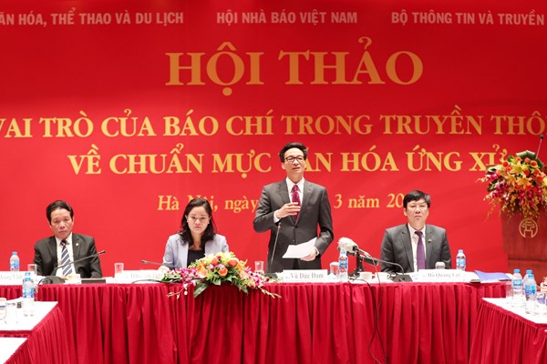 Phó Thủ tướng Vũ Đức Đam: “Báo chí cần tăng dung lượng tuyên truyền về chuẩn mực văn hóa ứng xử” - Anh 1