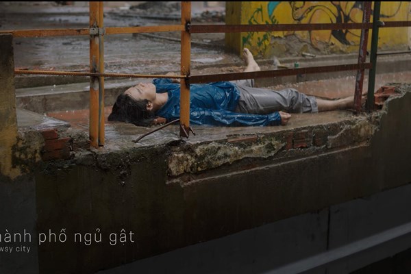 Đạo diễn phim “Cha cõng con”: Chỉ 1 tỉ đồng, “Thành phố ngủ gật” vẫn... chịu chơi - Anh 1
